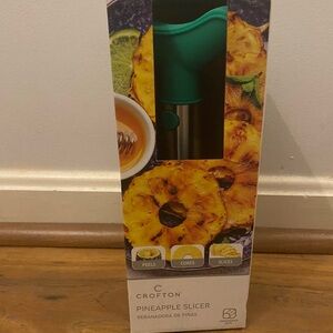 Crofton Pineapple Slicer